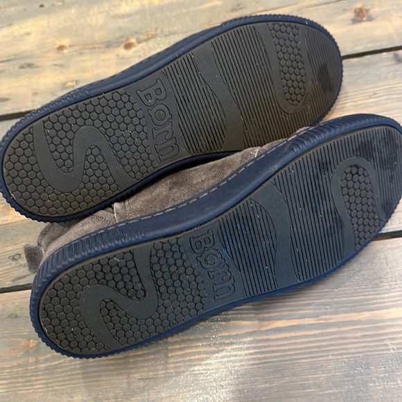 Born Women’s Rory Ankle Boot. - Picture 5 of 8